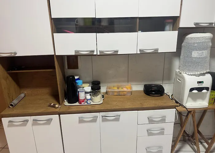 Quarto em AP compartilhado Ponta da areia